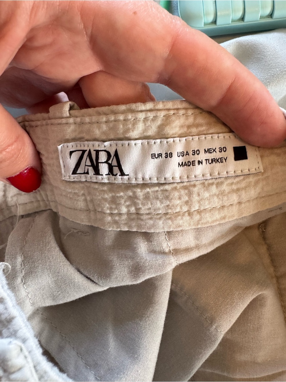 Zara Textured Beige Tapered Ankle Pants Size 30 Seersucker Cotton Blend Casual - Picture 6 of 7